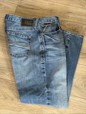 Ariat M2 Men’s 35x32 Traditional Relaxed Boot Cut Jeans Medium Wash